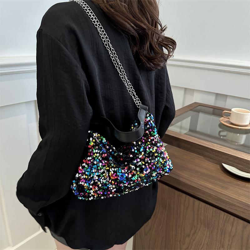 Spring New Fashionable and Fashionable Texture Chain One-shoulder Crossbody Bag Simple and Fashionable Large-capacity Tote Bag