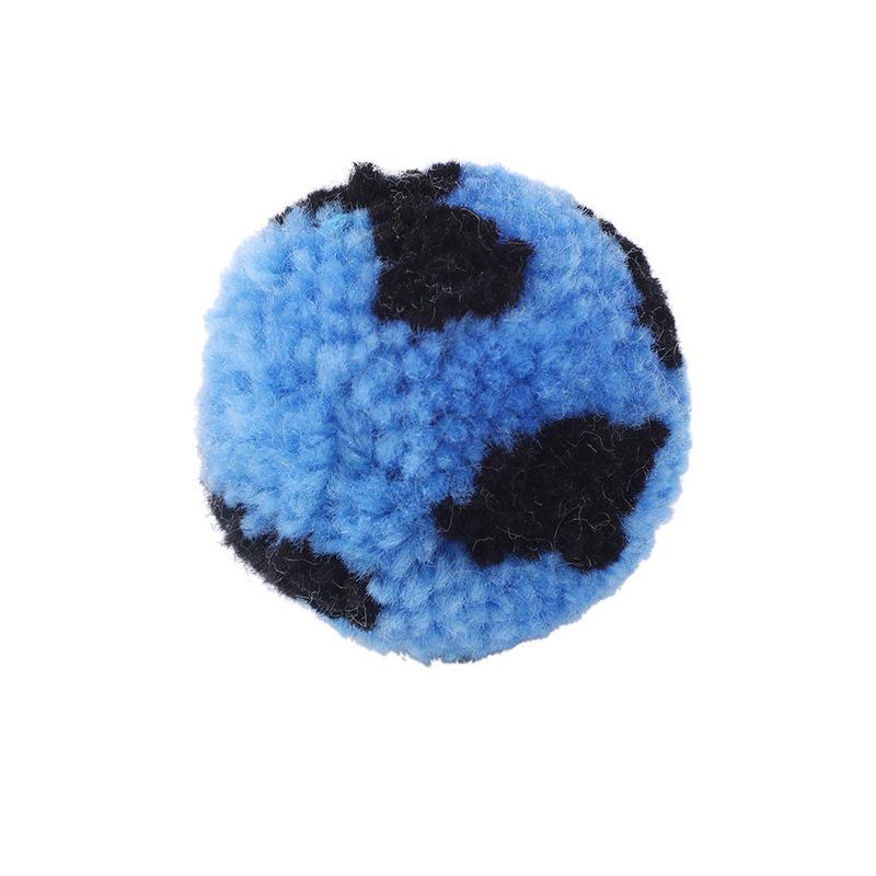 Plush Silent Yarn Ball Football Cat Toy – Self-Entertainment for Pets