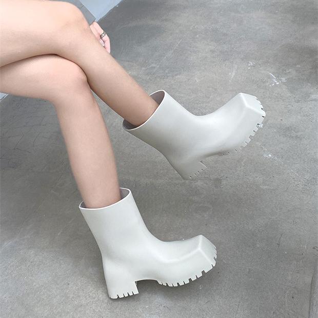 Nuovi stivali da pioggia Stivali da donna Stivaletti slip-on Scarpe corte con plateau alla moda Stivali impermeabili antiscivolo per stivaletti da pioggia da donna