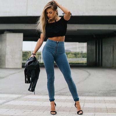 boyfriend jeans 80s style