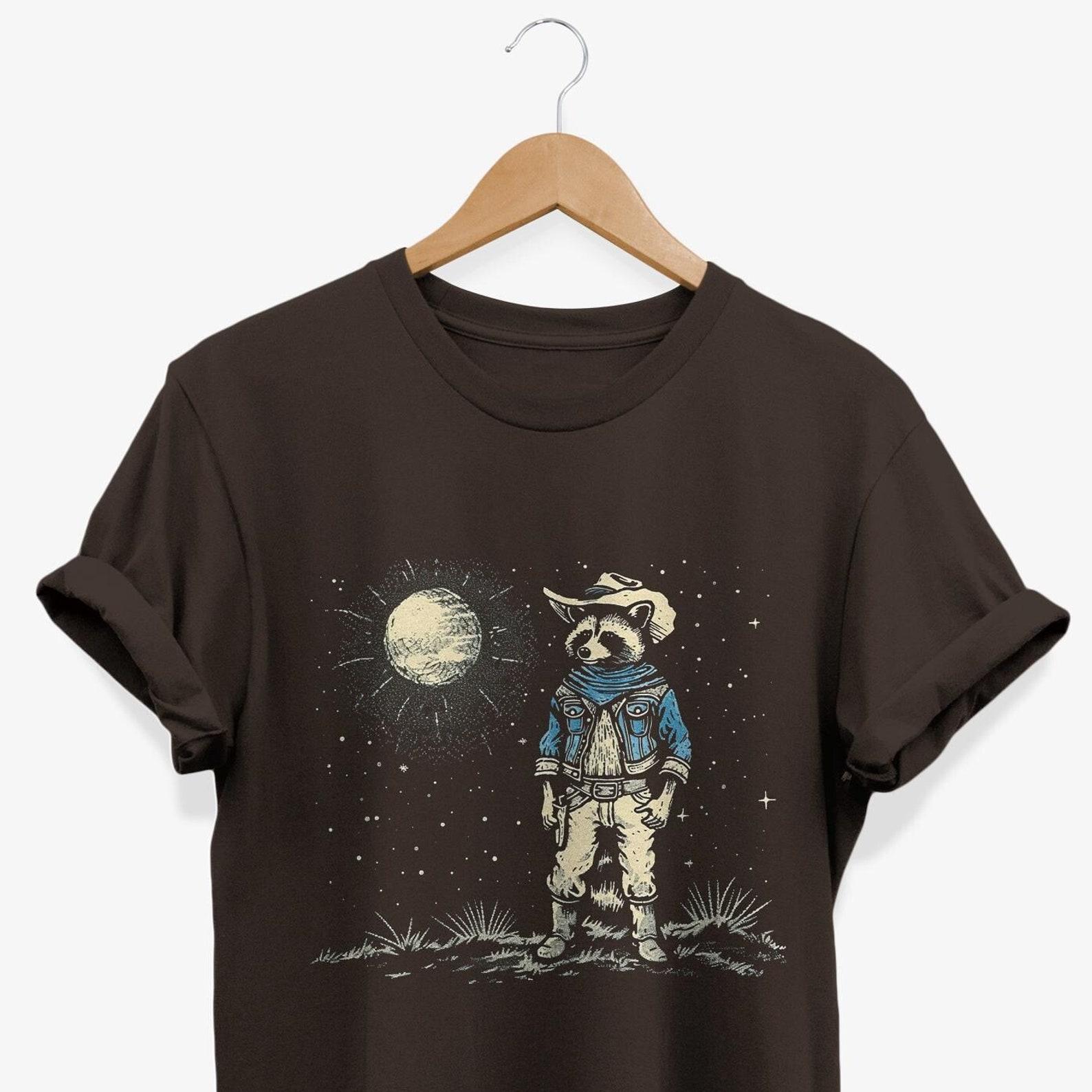 Western Raccoon Cowboy T-shirt | Retro Desert Full Moon Graphic Tee | Boho Style Lovers Gift XL