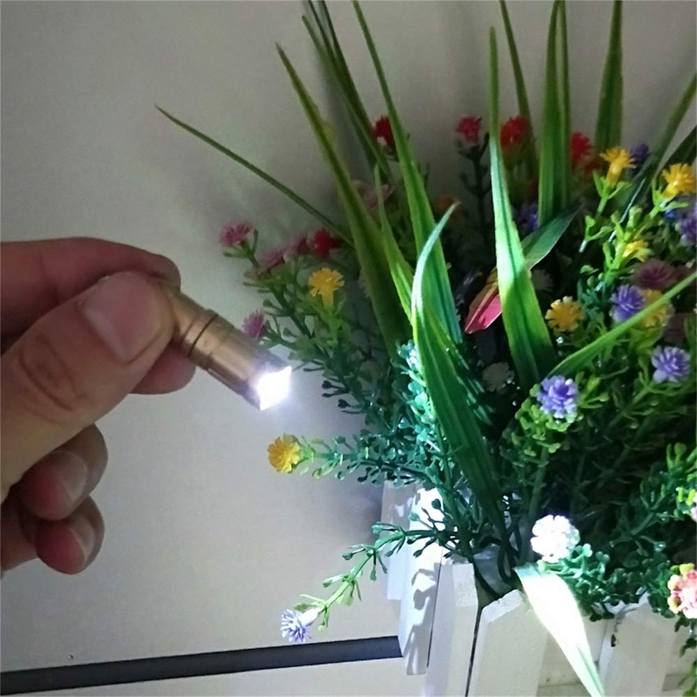 mini keychain lifelong waterproof keychain light for children emergency flashlight for emergency and a great gift Ultra-compact flashlight,