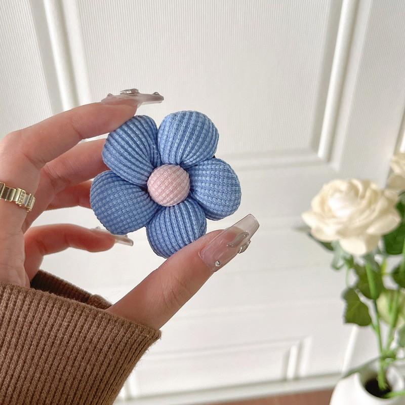 Knitted Cotton Flower Mobile Phone Airbag Holder Korean Ins Style Adhesive Adjustable Desktop Watching Following Dramas