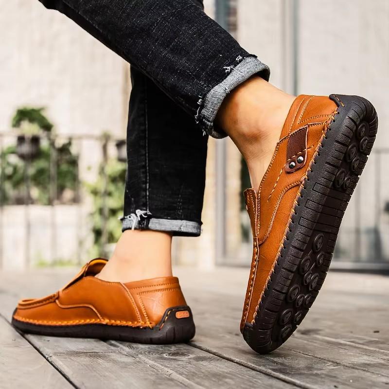 Fashion Men Casual Shoes Handmade Leather Loafers Comfortable Men's Shoes Quality Split Leather Flat Driving Shoes Size 48