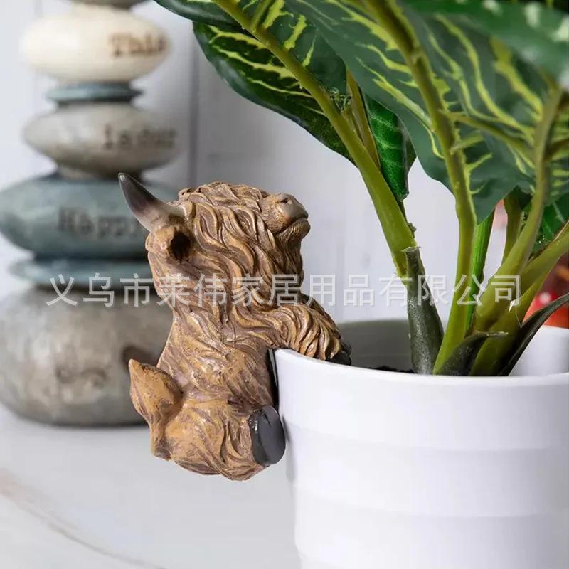 Highland Cow Dashboard Decoration Creative Ornaments Hanging Decorations Home Wall Decoration Gifts