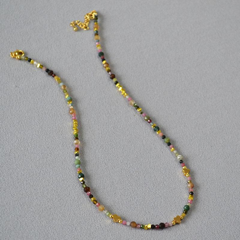 Design de nișă Culoare la modă Turmalină Piatră adevărată Iubire cu mărgele High-End Sense Light Lux Temperament Colier Lanț clavicular