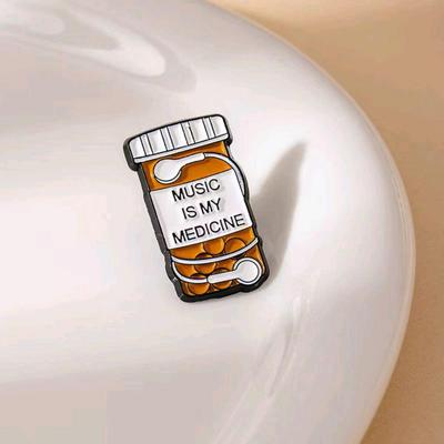 Free Dream Geometric Music Brooch with Headphone Badge - Lapel Pin & Bag Accessory