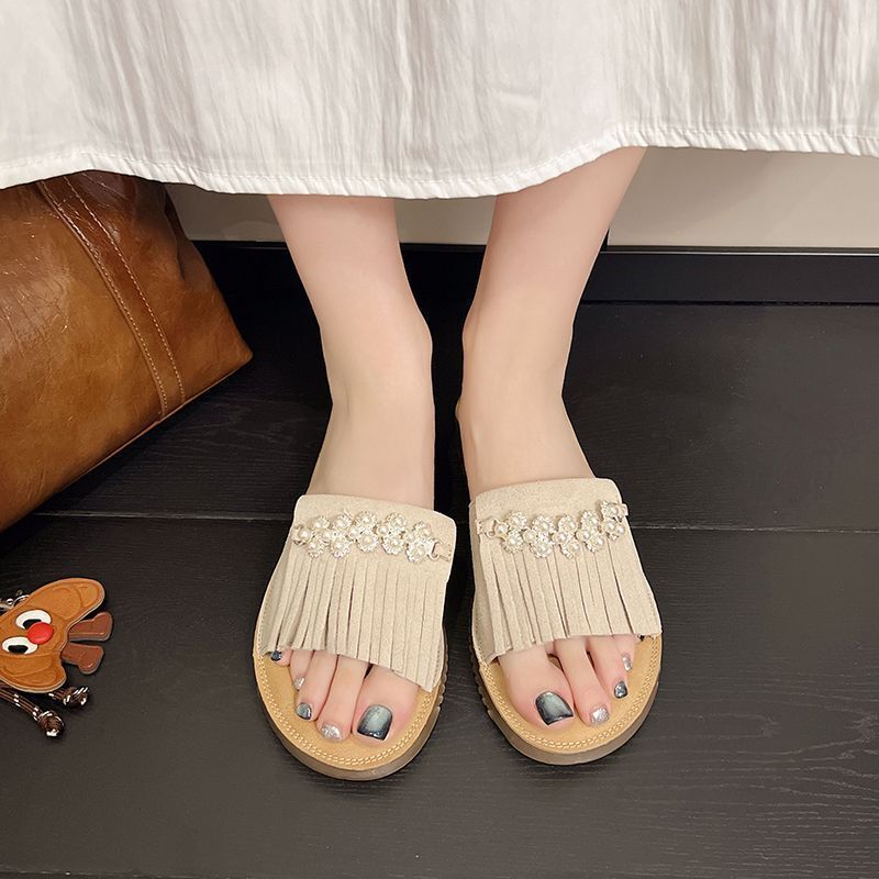 High-value Lightweight Flat-bottomed One-word Slippers 2025 New Korean Version of Foreign Style Versatile with Skirt Cool Slippers Women's Summer