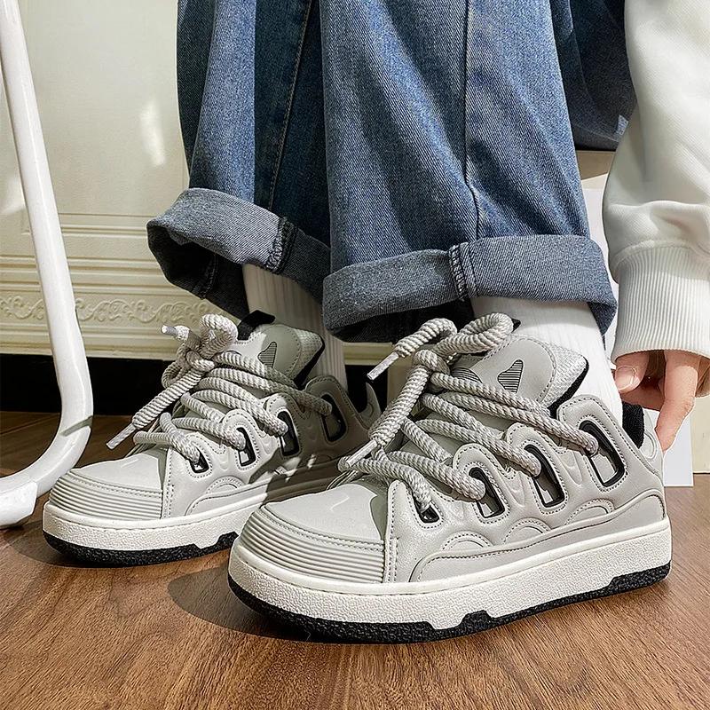 Luxury 2024 New Classic Thick Sole Elevated Outdoor Running Shoes for Men and Women, Spring and Autumn Couple Casual Board Shoes