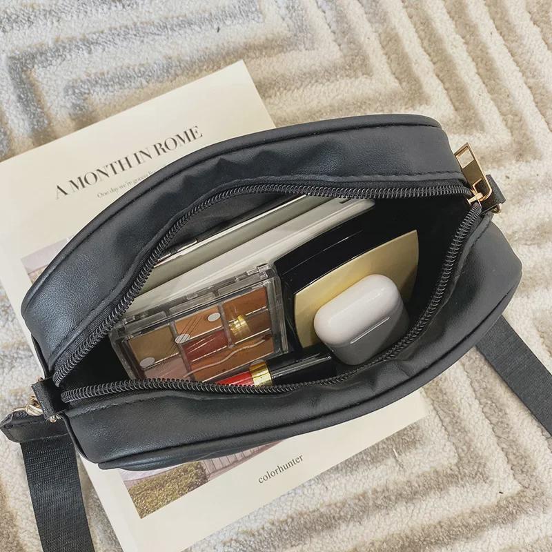 2024 Women's Cross-Border Roll-Up Camera Bag: Personalized, Embroidered Square Design