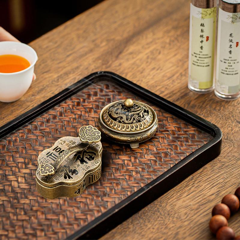 Vintage Alloy Incense Burner Stick Holder Three Legged Hollow Out Mini Sandalwood Censer Incense Burner Home Decoration