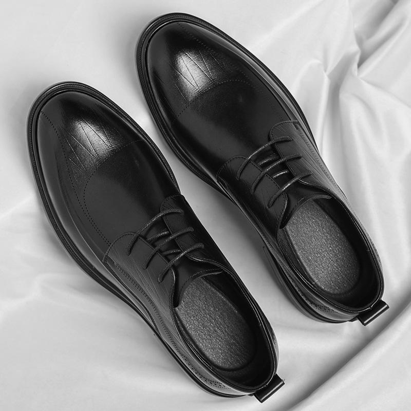 Leather shoes men's 2025 spring and summer new dress breathable casual soft sole men's wedding groom shoes 2025