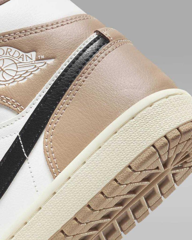 BQ6472-103 Nike Air Jordan 1 Mid Desert (Women's)