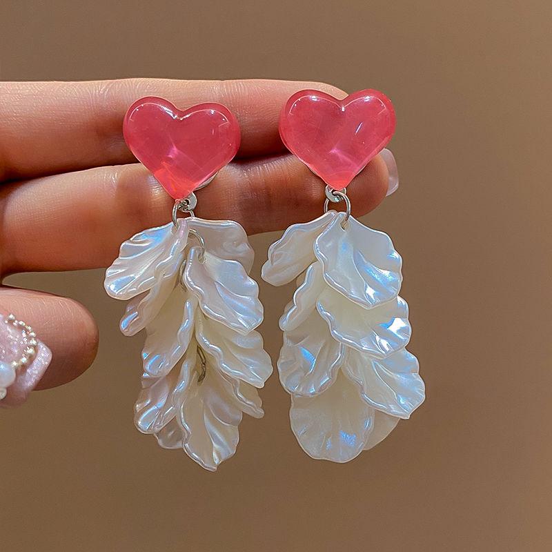 Dopamine Flower Ear Hooks: Holiday-Style, No Piercing, Cute Seaside Earrings for Women