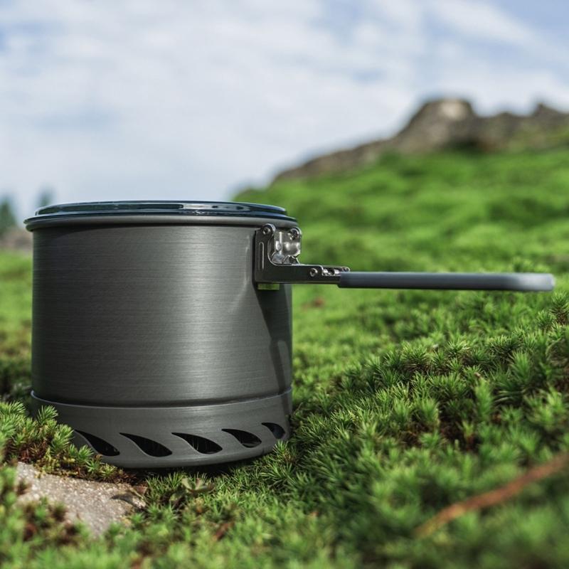 Portable Compacts Backpacking Cookware Windproof Outdoor Cooking Pot with Folding Handle For Outdoor Cooking Efficiency
