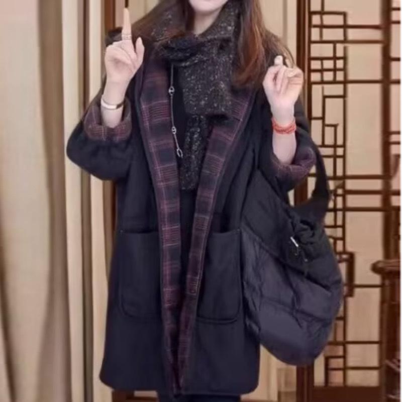 Stylish Women's 2024 Winter Hooded Quilted Cotton Coat – Mid-Length, Thickened, Warm, and Loose-Fitting.