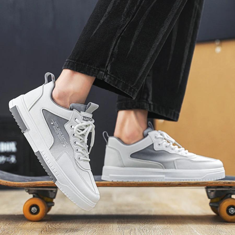 Men's Shoes with A Two-tone Flat Heel Low Top Round Toe Four-season Large-sized Lace-up Sports and Casual, High-quality Sneakers