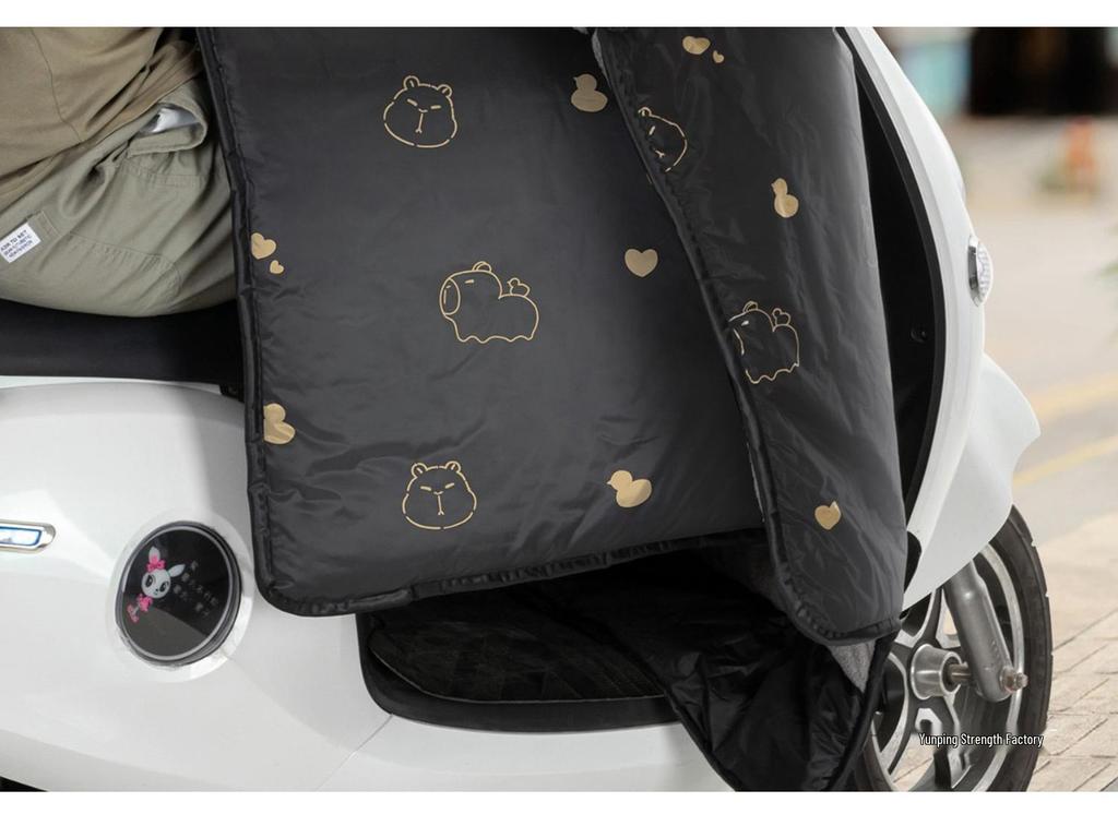 2025 Winter Extra Thick Waterproof Fleece Lined Electric Motorcycle Windshield Cover
