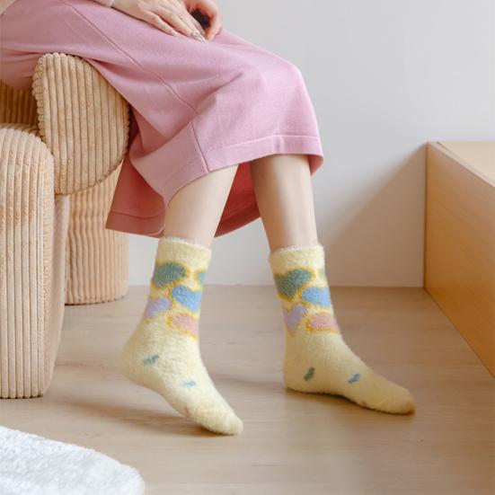 Dámské chlupaté ponožky s posádkou Zimní teplé plyšové ponožky Roztomilý vzor srdce a mašle Měkké ponožky pro dívky na doma, na lenošení, na ven