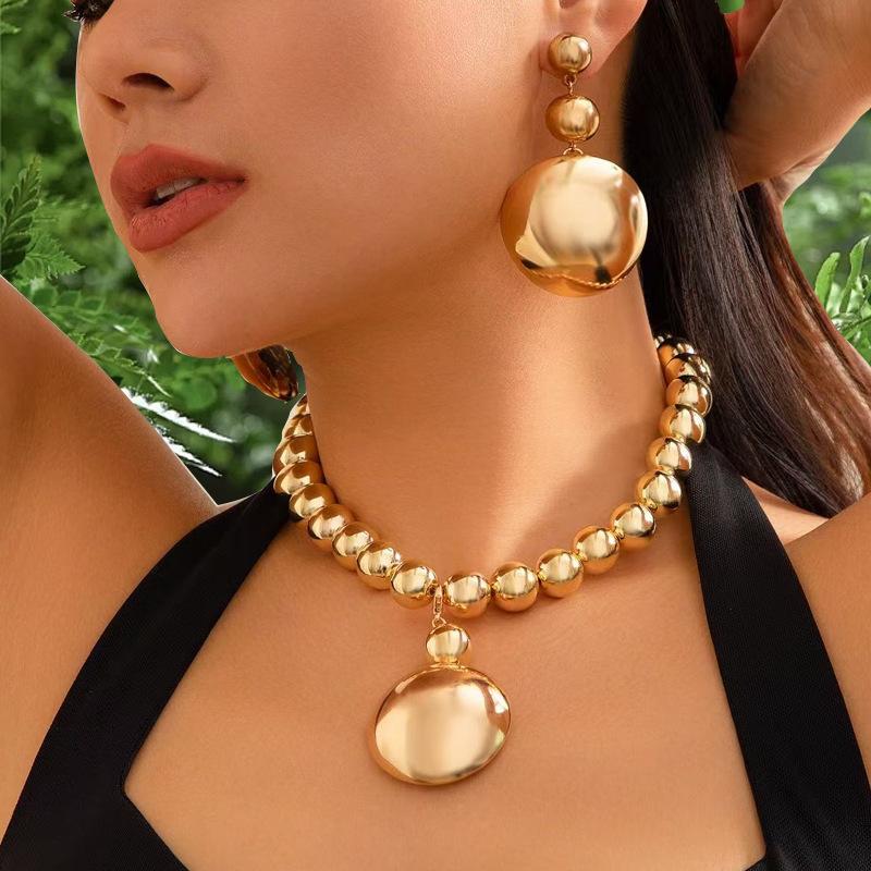 New Accessories Exaggerated Geometric Cyberwind Beads Necklace Jewelry Simple Beaded Neck Chain Choker Female