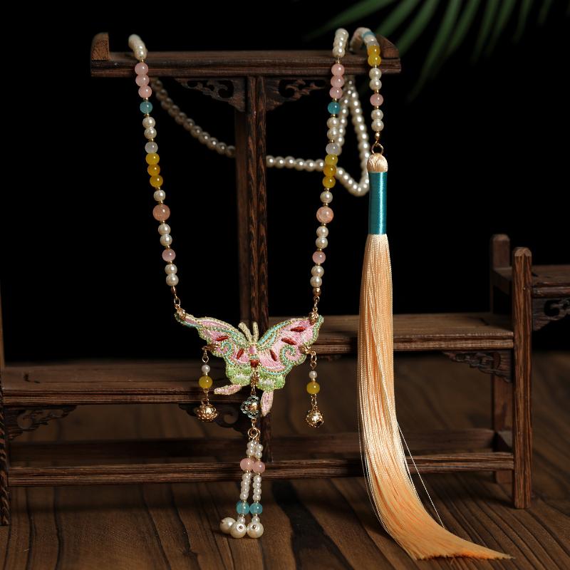 Chinese Style Embroidered Butterfly Wreath Necklace Super Fairy Tassel Pendant Horse Face Skirt Accessories