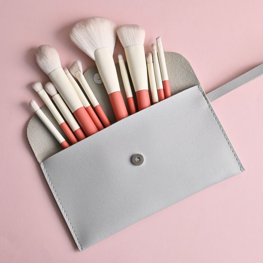 Fluffy Makeup Brush Set Soft Hair Concealer Brush Loose Powder Brush Eye Shadow Brush Women