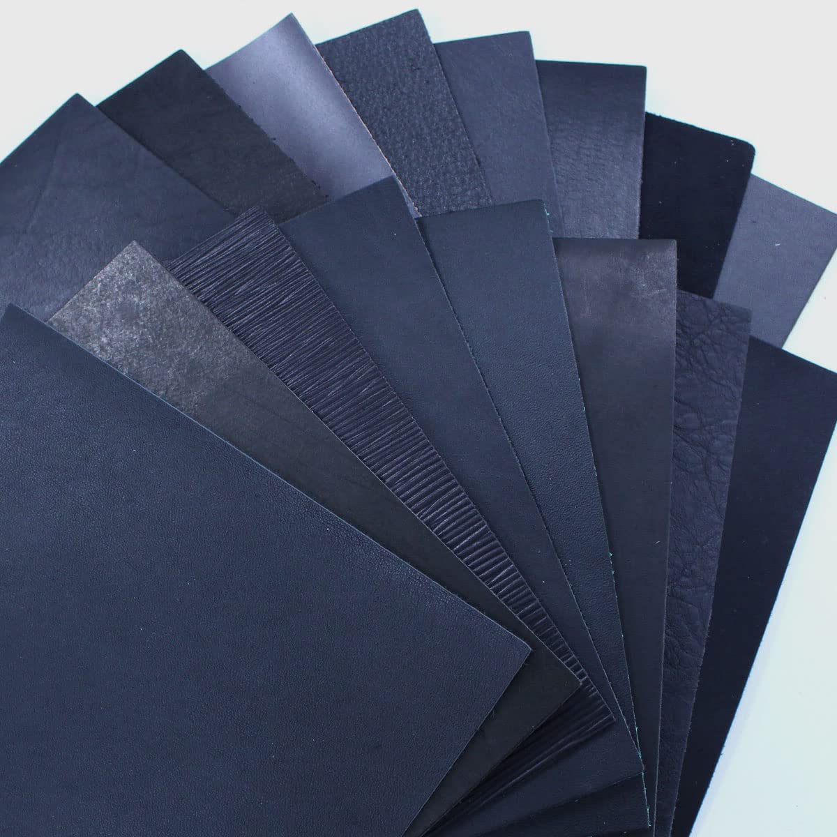 

10cube Leathermart Набор обрезков для кожевенного ремесла x 16 Натуральная кожа (Листы А5, Черные)