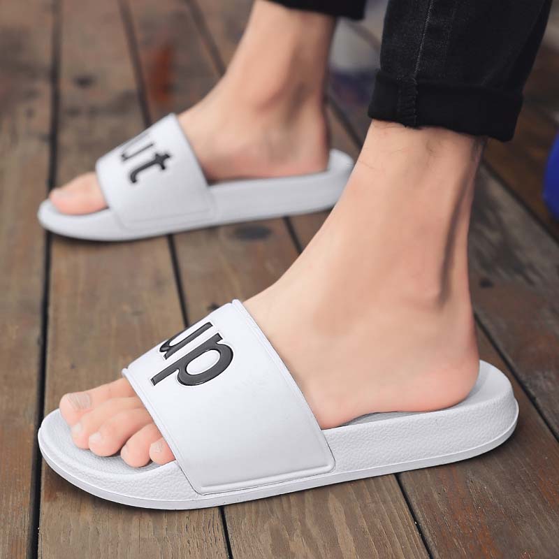 Light Weight Men Slider Slippers Fashion Casual Shoes Non-slip Slides Bathroom Summer Sandals Soft Sole Flip Flops Men