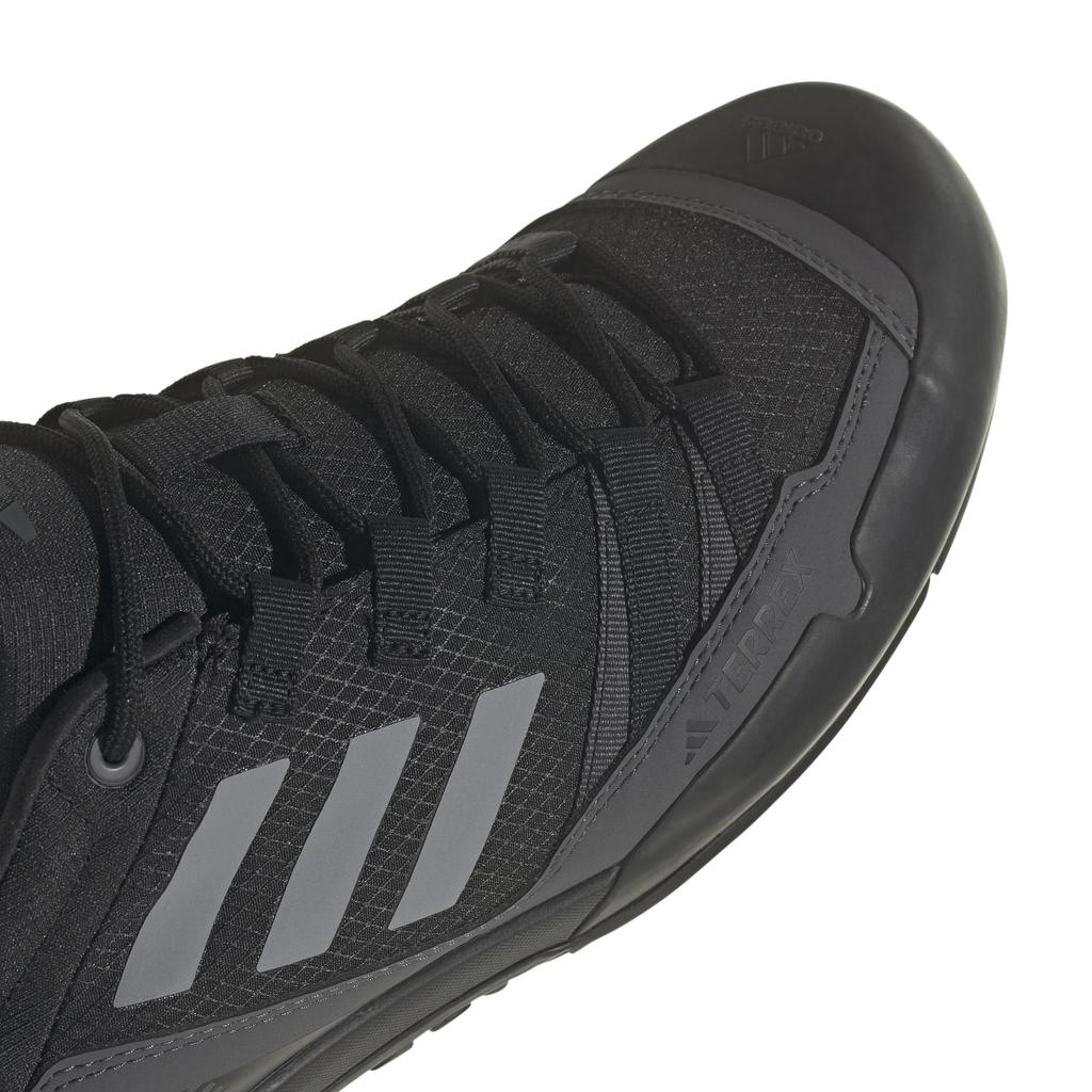 Herren-Trekkingschuhe adidas TERREX SWIFT SOLO 2 schwarz IE6901 Größe 42