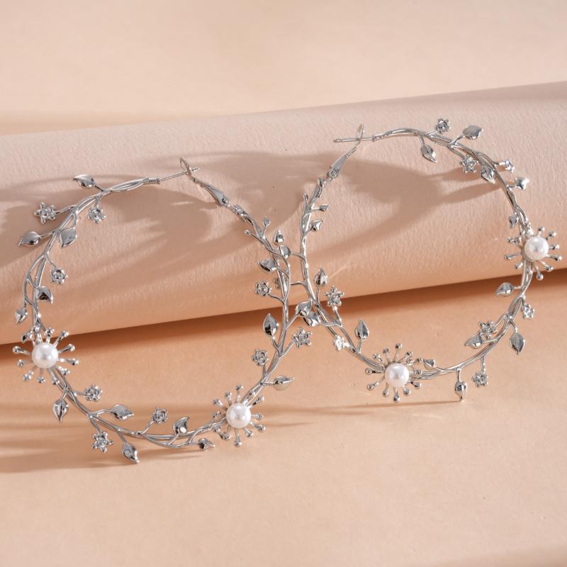 1 Pair Exaggerated Hoop Earrings For Women Leaf Flower Gold Color Big Circle Earrings Vintage Trend Women'S Jewelry Gift