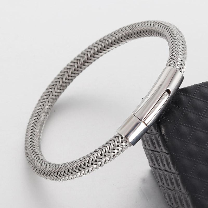 

Mens Bracelets Genuine Leather Bracelets With Stainless Steel Wire Cable C Clasps Cuff Bangles For Male Female Bracelets 19cm