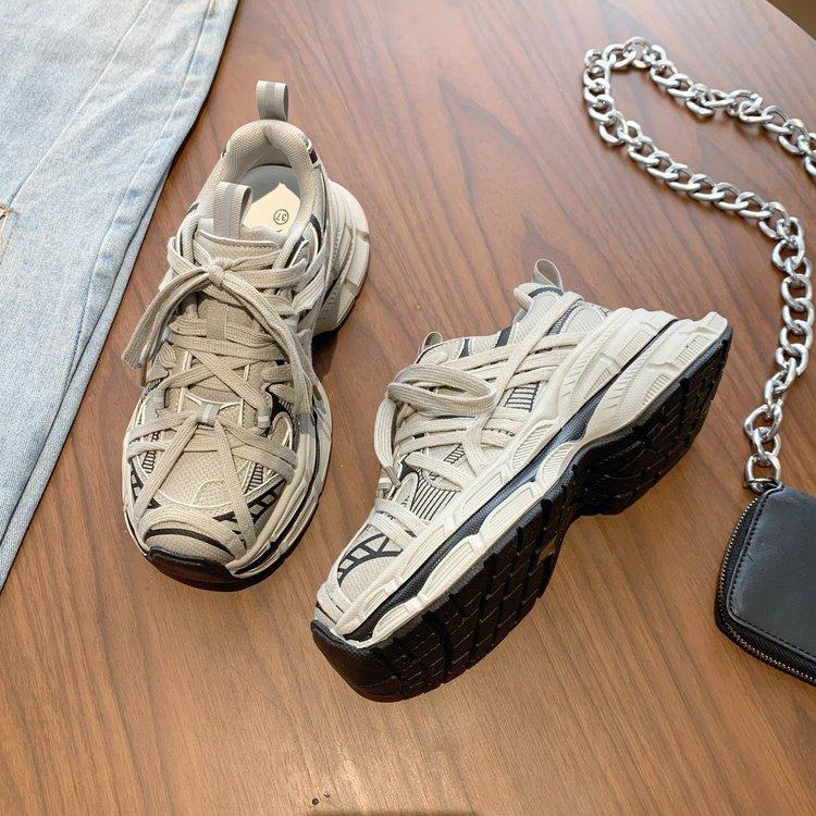 Early autumn shoes women's 2025 new retro versatile casual small platform dad shoes light sports shoes autumn