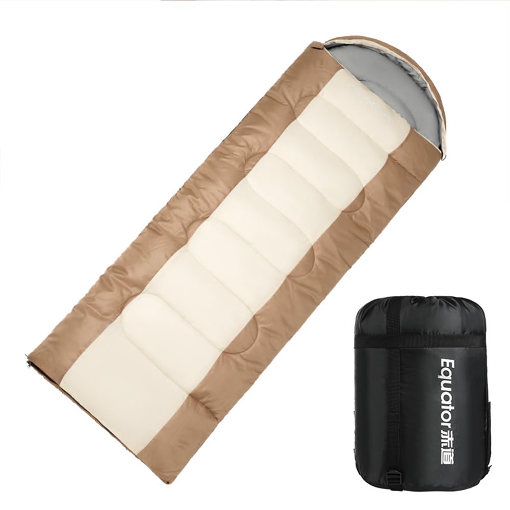 Sleeping bag Envelope type Lightweight and compact Filled with cotton Comfortable temperature to Comes with a muffler to prevent bites Windproof tube