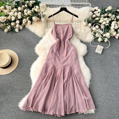 French Sle Gentle Sle Dress Women 2024 Early Spring New Vacation Slim Fit Long Hollow Backless Sling Fishtail Dress