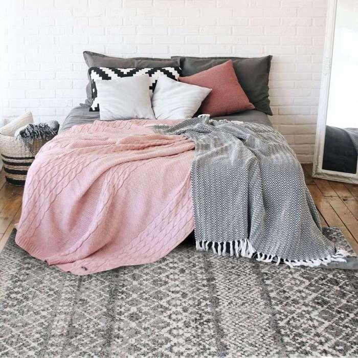 Tapis esprit scandinave à motifs ethniques gris foncé 120x170