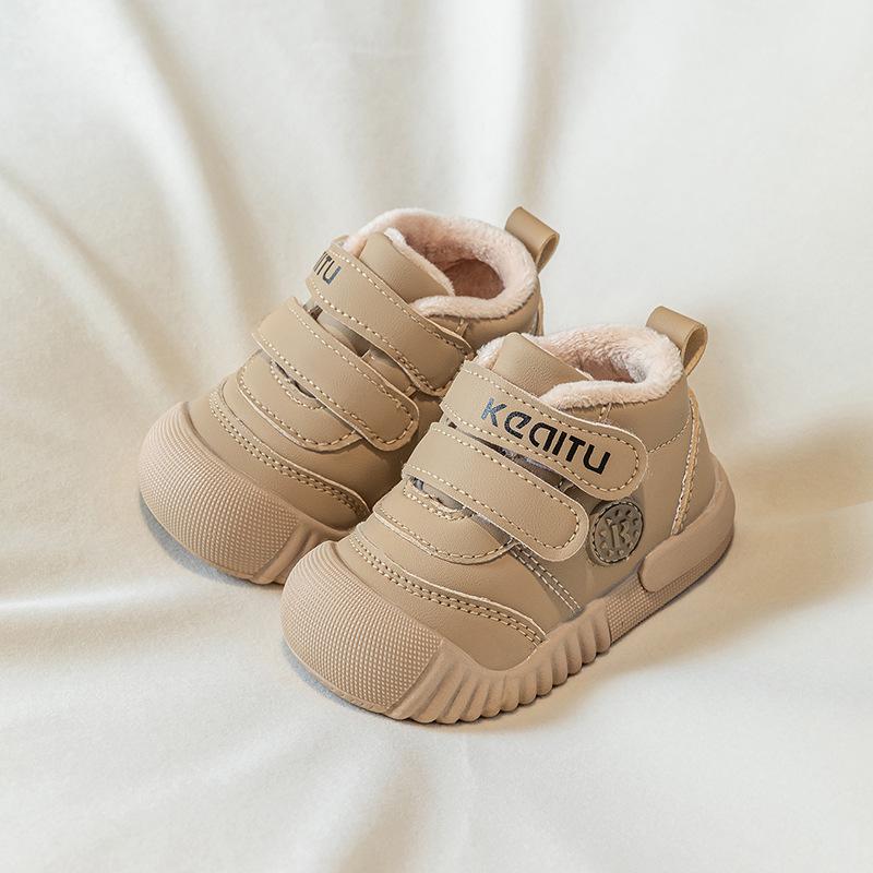 

2024 Winter Baby Walking Shoes: Warm Cotton, Velvet-Lined, Non-Slip Soft Sole for Boys & Girls Size 22, 15.5cm insole, fits 14-14.5cm foot