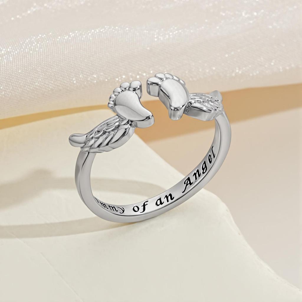 Elegant Mother Angel Ring with Baby Footprint - Sweet and Fashionable Jewelry for Women