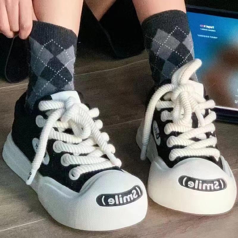 

Кроссовки с бахромой в стиле улыбки, повседневная обувь для пар на шнуровке, уютная парусиновая обувь, Zapatillas Mujer, модные туфли на плоской подошве в звездном стиле, Zapatos Hombre 40 чёрный