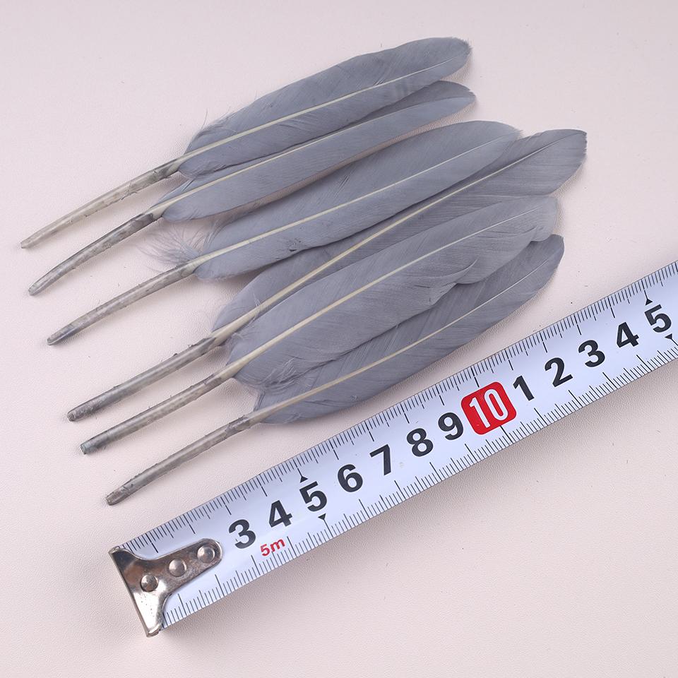 

200 шт. Золотистые утиные перья для рукоделия 10-15 см/4-6 дюймов Натуральные перья для вышивания и рукоделия DIY Праздничное украшение 200pcs светло-серый