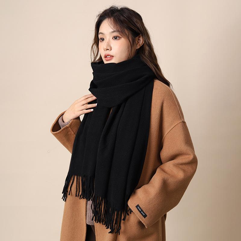 

Корейская версия однотонного шарфа Maillard Color Series, женская зимняя длинная стильная студенческая универсальная мужская зимняя шаль из искусственного кашемира для тепла 180*68+20CM tassels чёрный