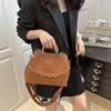 New solid color atmospheric versatile urban simple niche trend daily commuting chain single shoulder portable messenger bag women