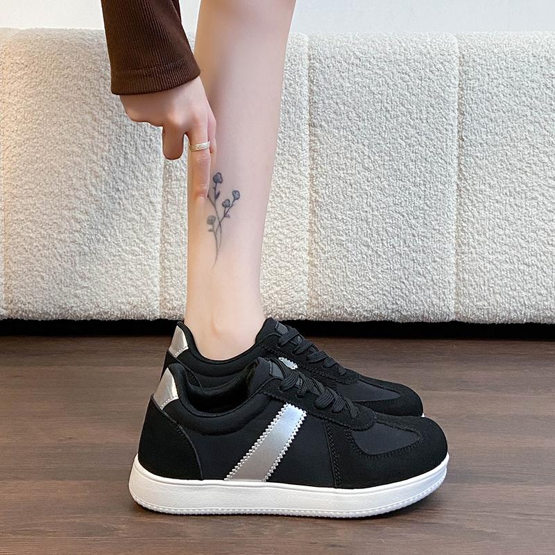 TUINANLE Girls Casual Chunky White Platform Sneakers Women Wide Toe Flat Sports Walking Shoes