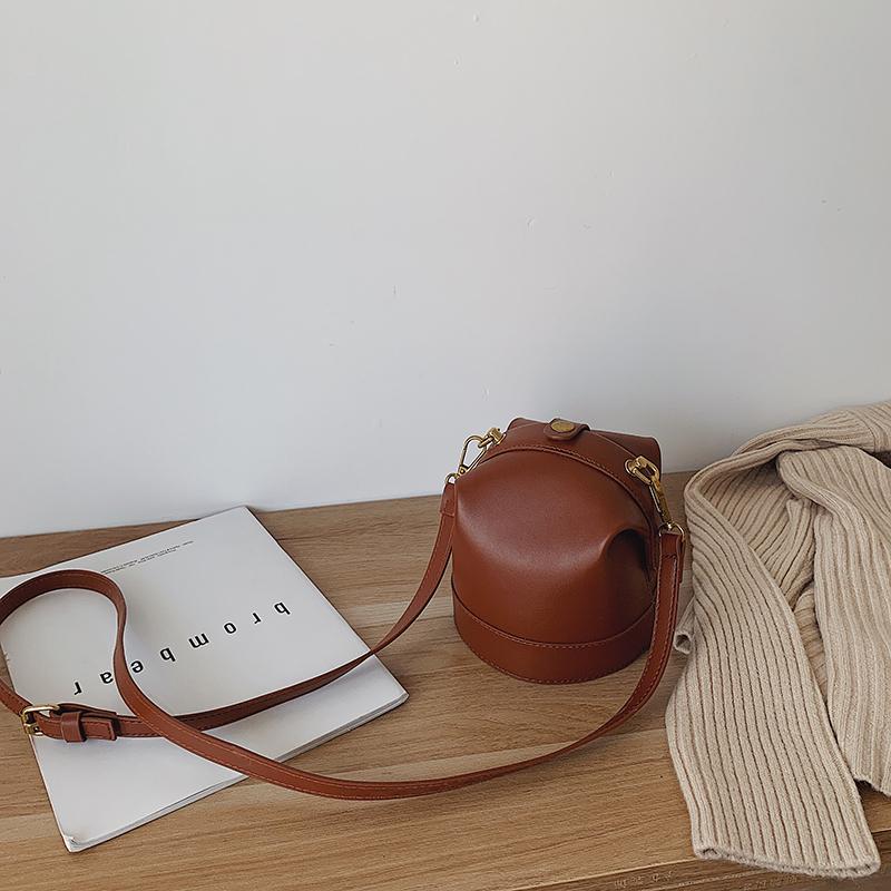 Geantă simplă pentru femei, geantă de tip găleată pentru umăr, cu totul pentru asortarea modului, de culoare pură, pentru petrecere a timpului liber, de mare capacitate, din piele PU