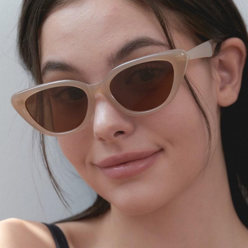 

One Brilliant Nao-OB457-Cocoa FREE