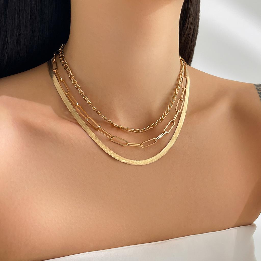 Fashion Style Metal Texture Snake Bone Chain Necklace, Versatile Stacking Wearing Multi-Layer Chain Collarbone Necklace