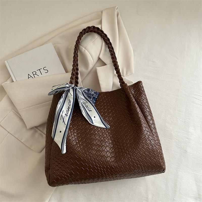 

Большая вместительная ретро-тканая сумка 2025 года, высококачественная текстура, новая универсальная модная сумка через плечо