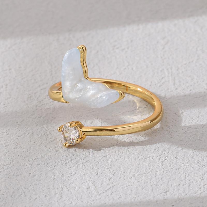 1Pcs Elegant White Mermaid Tail Ring Golden Open Design Zircon Decor Sweet Women Fashion Wedding Party Jewelry Gift