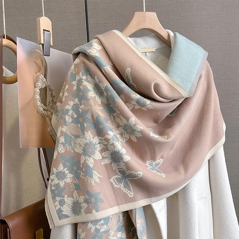 New Retro Fashion Imitation Cashmere Scarf For Women In Winter, Thickened And Warm Neck, Dual Purpose Shawl Exterior