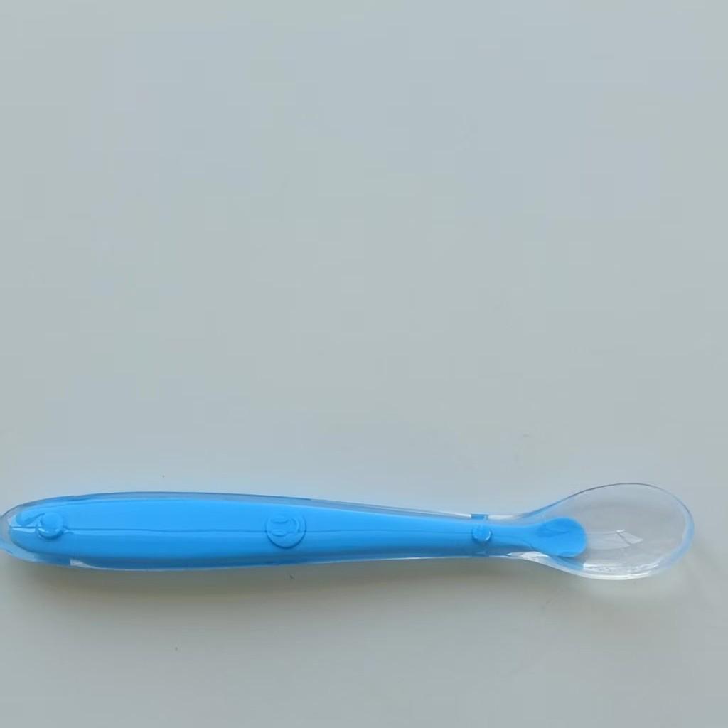 Baby Silicone Soft-Head Feeding Spoon for Infants and Children - Ideal for Soup and Food Supplements