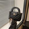 Rhombus Embroidery Thread Fashion Korean Version of Gentle Texture Lock Handbag 2025 Spring and Summer New Versatile Shoulder Messenger Bag